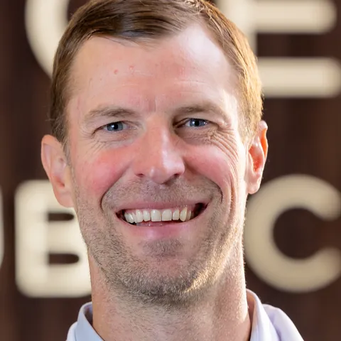Dr. Josh Axe